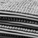 tapis-de-bain-xxl-avantages-guide-dachat-et-conseils-de-decoration